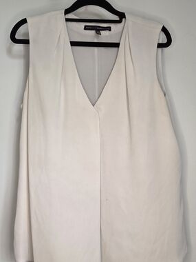 White House Black Market Cream Sleeveless V-Neck Tunic